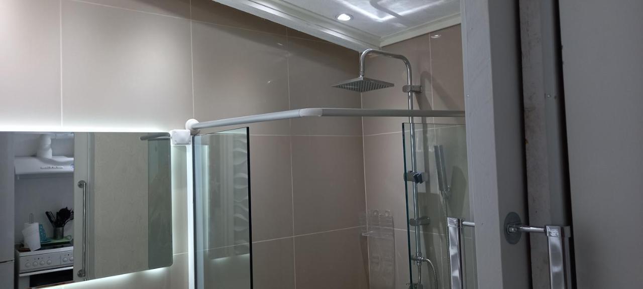 Luxury Loving Home Tolo Luaran gambar